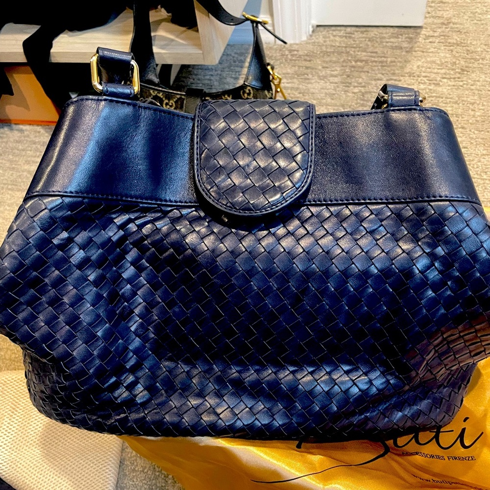 Buti leather woven bag navy Mint condition
